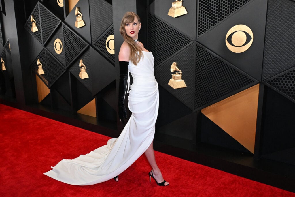 Taylor Swift dazzles on the red carpet in early February 2024.