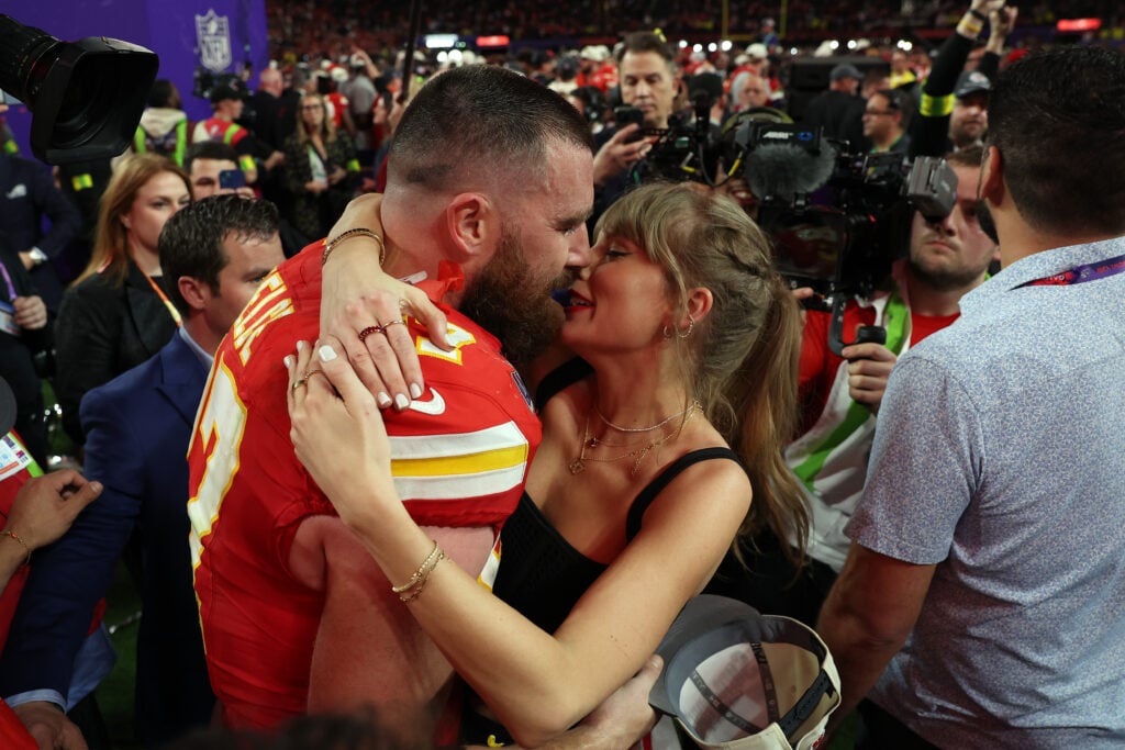 Travis Kelce embraces Taylor Swift after the Super Bowl