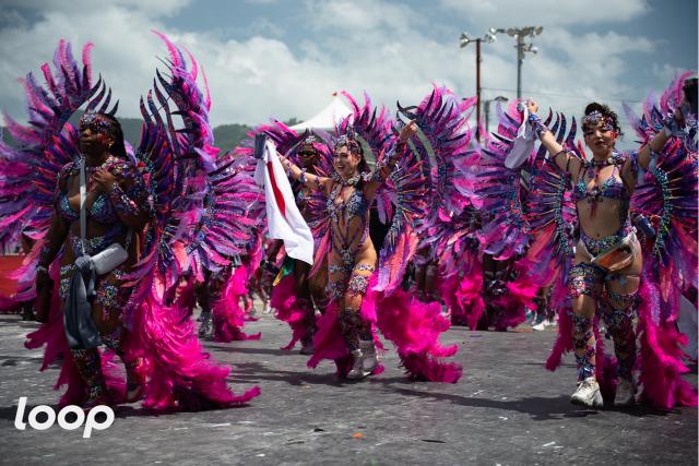 Carnival Tuesday 2024: Paparazzi