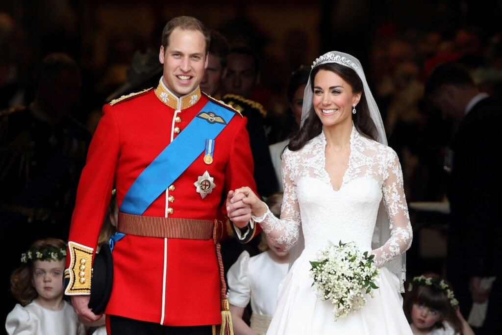 Prince William, Duke of Cambridge and Catherine, Duchess of Cambridge smile following their marriage at Westminster Abbey on April 29, 2011 in London, England. 