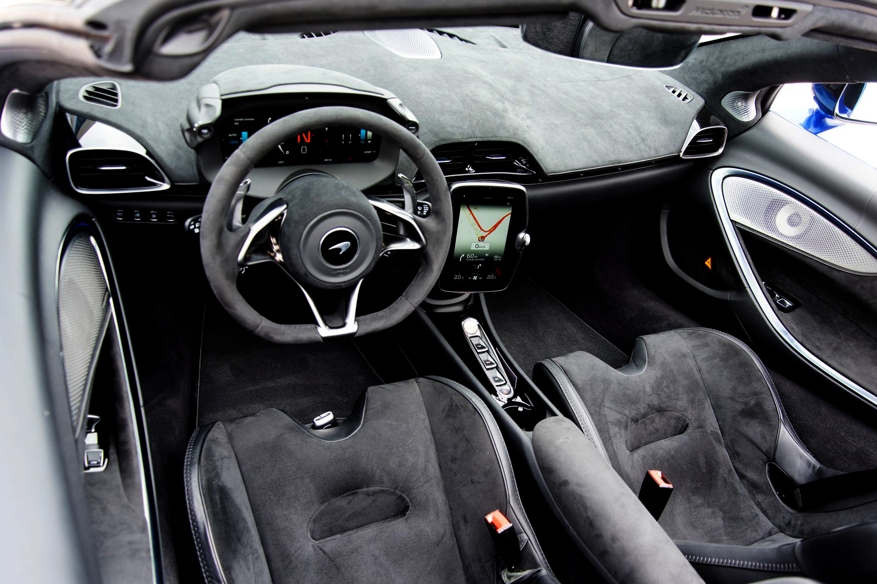 2025 Mclaren Artura Spider Cabin Overhead Copy