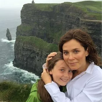 Anna Friel and her daughter Gracie, 15